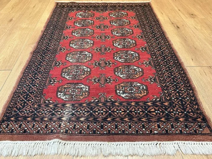Classic Bukhara rug - Hand-knotted unique piece with traditional Tekke-Göl motifs - Rug - 150 cm - 88 cm