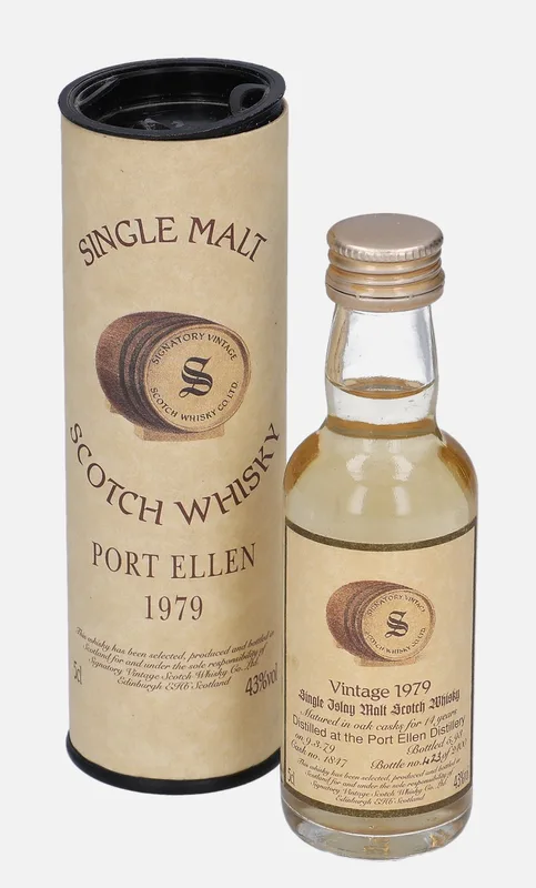 Port Ellen – 1979 14 Year Old Signatory Vintage Scotch Whisky Co.