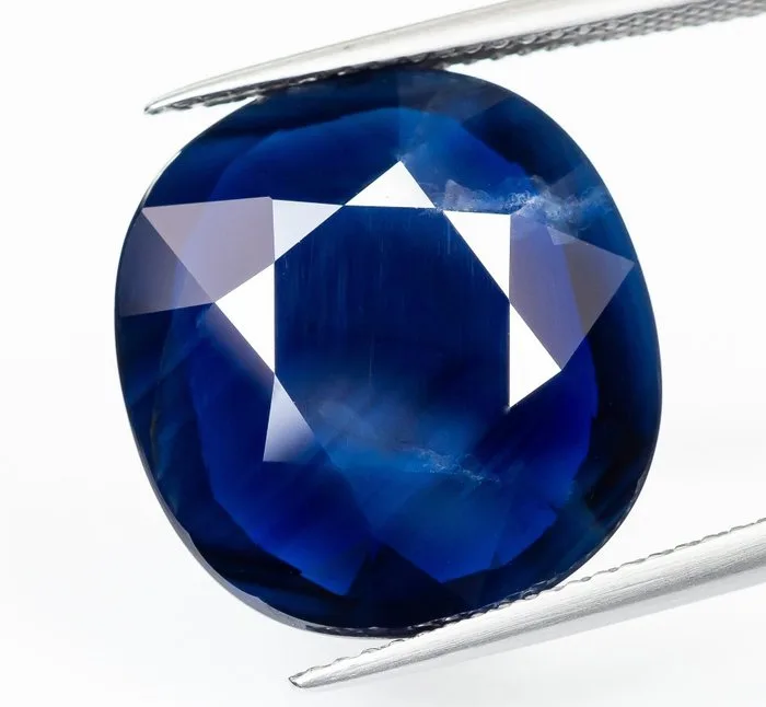 1 pcs Blue Sapphire - 17.83 ct - Lotus Gemology - No heat deep blue