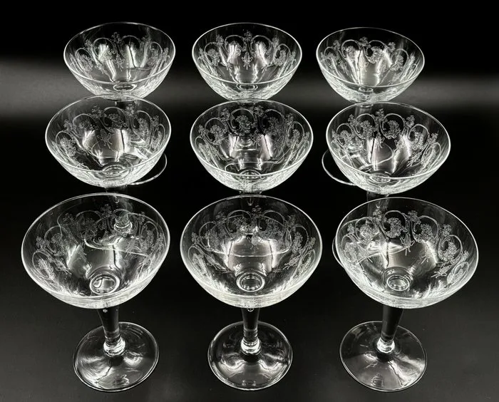 Drinking set (9) - French goblets: from Champagne to Coupe - Crystal