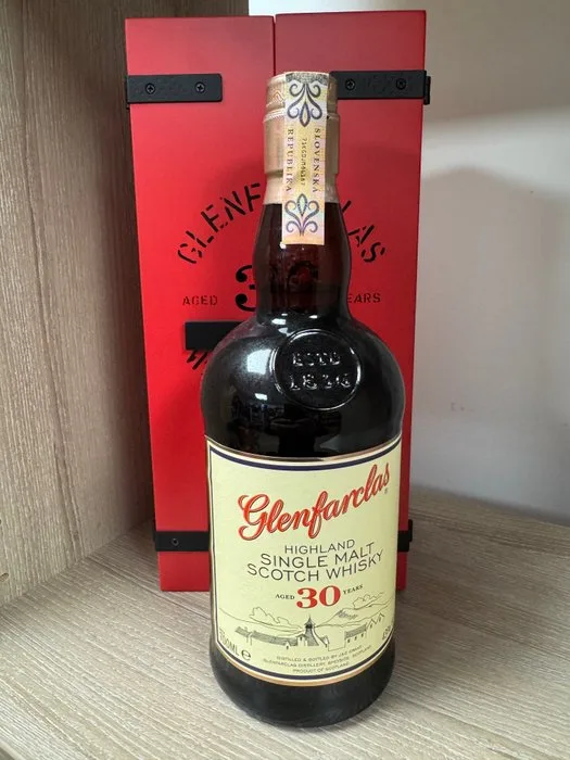 Glenfarclas 30 years old Warehouse Edition - 700ml
