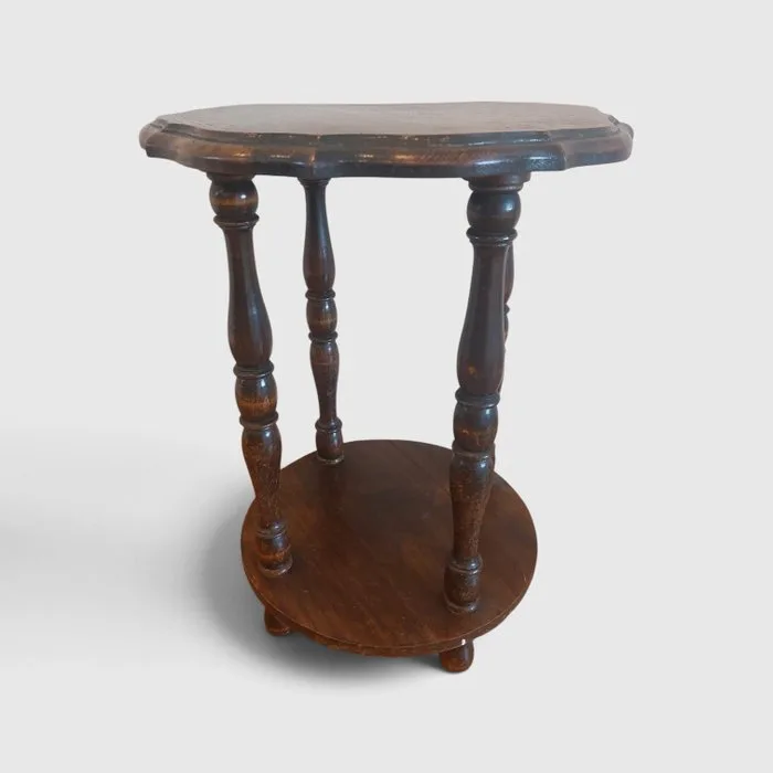 Side table - Oak - Solid oak side table