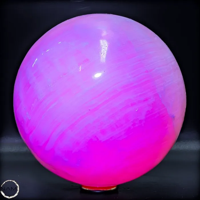 Stunning pink calcite sphere – Highly fluorescent & a true eye-catcher- 2454.44 g