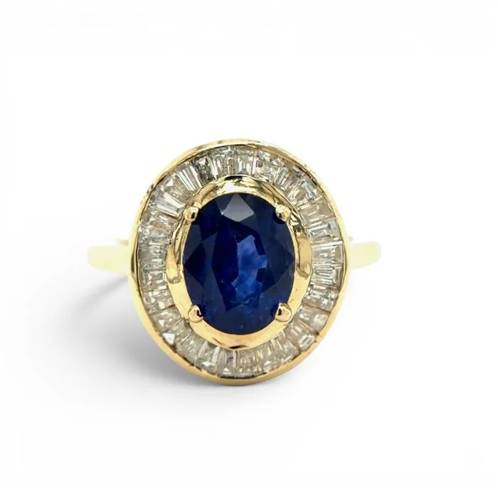 Ring - 14 kt. Yellow gold - 3.20ct. tw. Sapphire - Diamond