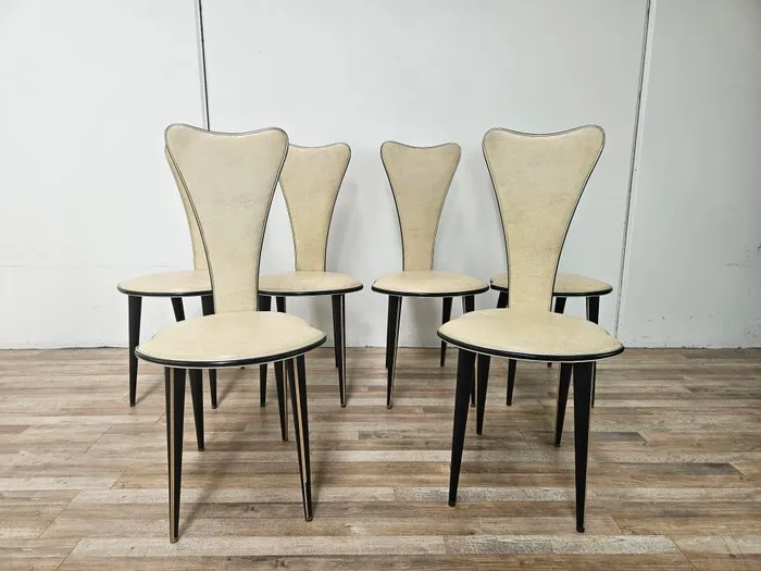 Umberto Mascagni - Dining room chair (6) - A set of six chairs by Umberto Mascagni - Wood, Leather, PVC