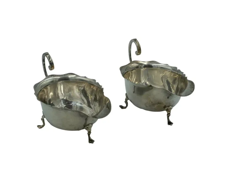 A pair of George V silver sauce boats by Mappin & Webb Ltd