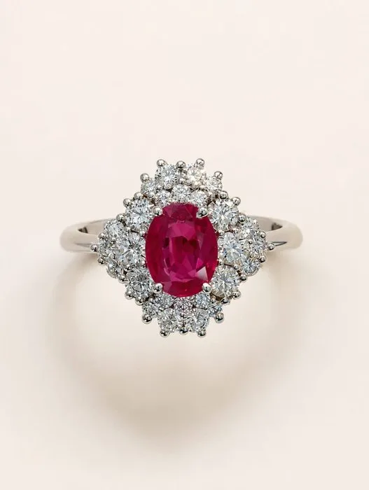 Engagement ring - 18 kt. White gold Ruby - Diamond