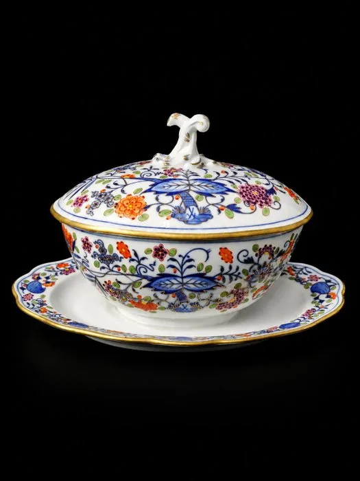 Meissen - Cipolla blu colorato - Zuppiera con coperchio - L.24cm - XX secolo - Tureen - Porcelain