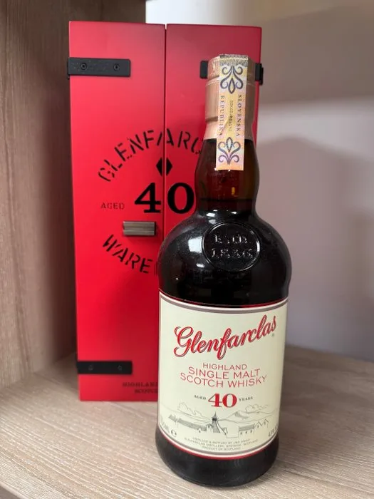 Glenfarclas 40 years old Warehouse Edition - 700ml