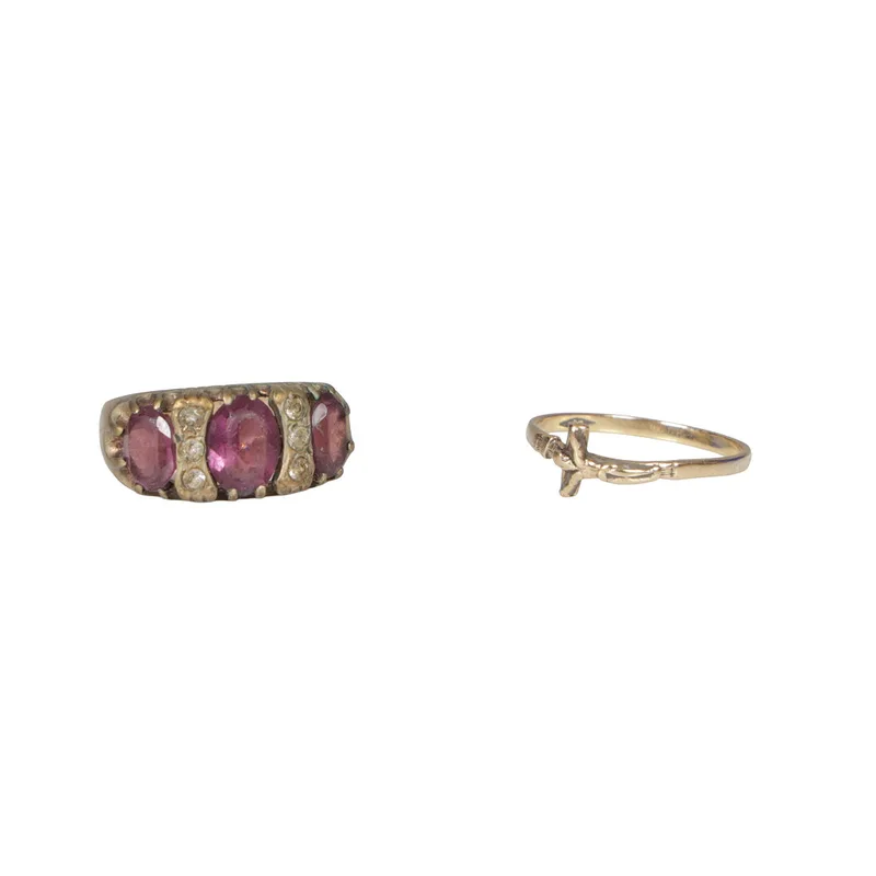 Two 9 Carat Gold Rings (2)