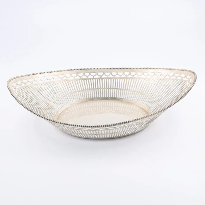 van Kempen, Begeer & Vos. - Bread basket -.830 silver