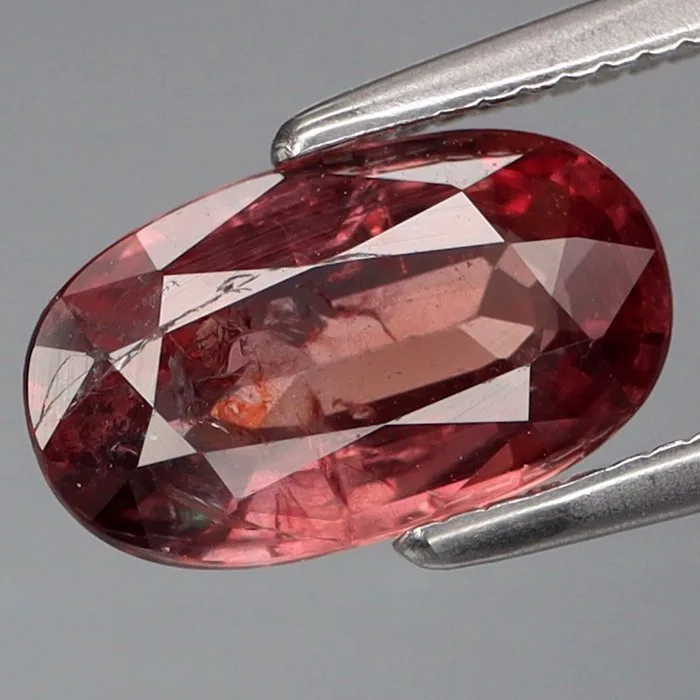 1 pcs Brown, Pink Sapphire - 1.66 ct - International Gemological Institute (IGI) - Pinkish Brown Sapphire