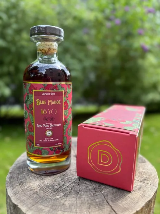 Long Pond 2007 16 years old Distilia - Blue Mahoe - Floral Rum Series - b. 2024 - 700ml