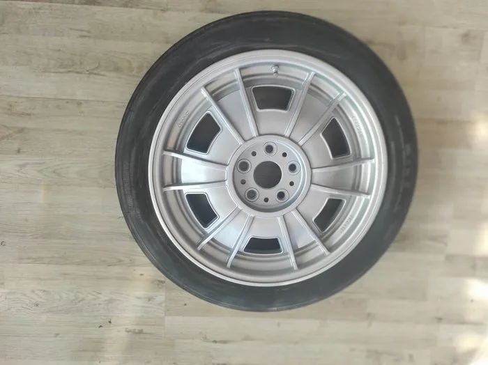 Ferrari Dino Spare Wheel with Tyre - Ferrari - 308 GTB/GTS - Dino 308GT4 3½J x 18" (Very Rare)