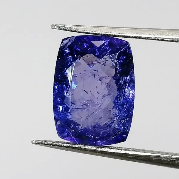 1 pcs Blue, Violet Tanzanite - 3.21 ct - Instituto Gemólogico Español (IGE)