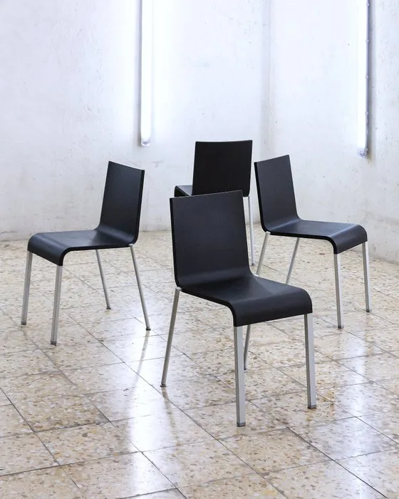 Vitra - Maarten Van Severen - Stacking chair (4) -.03 - Polyurethane foam, Steel, Aluminium