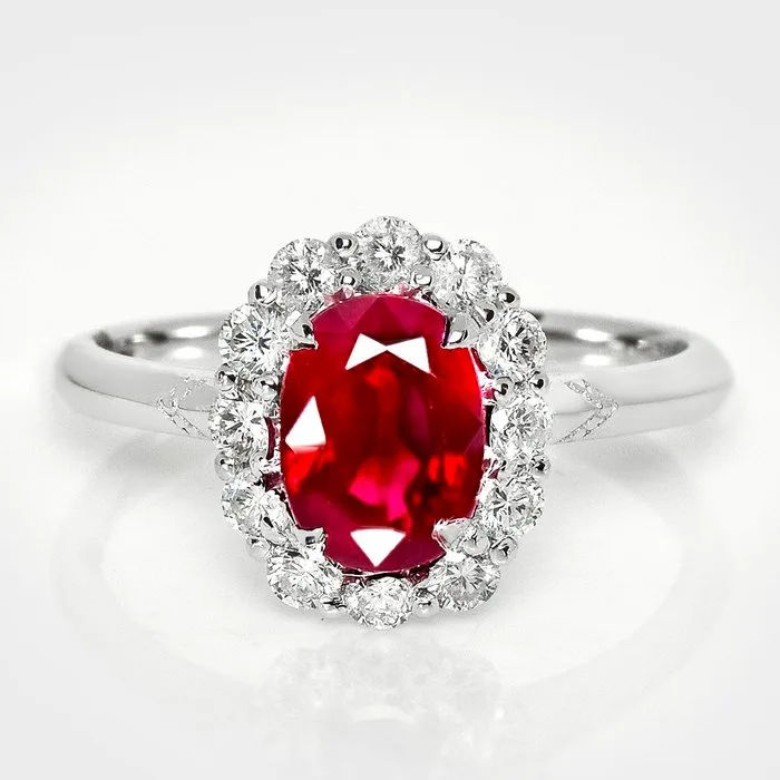 Ring - 18 kt. White gold, GIA 1.16 ct Burma Red - 1.67ct. tw. Ruby - Diamond