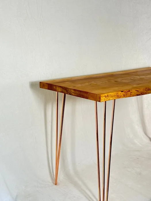 Dining table - Cedar - Artisan Console