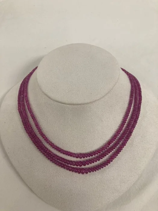 Three-row Ruby Necklace - India - 20th century