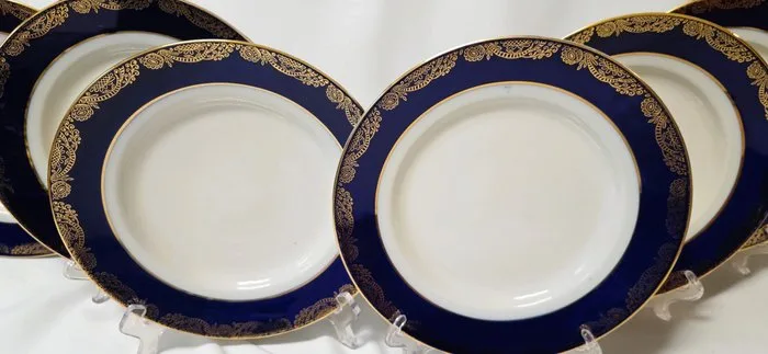 Lomonosov Imperial Porcelain Factory - Dinner plate (6) - Porcelain - Lomonosov "Golden Frieze"
