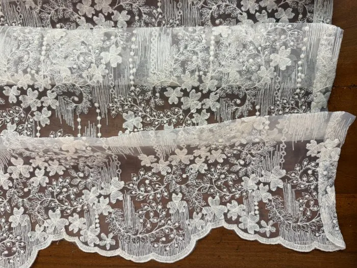 Exclusive tulle fabric, handmade entirely with floral embroidery. - Textile - 2.2 m - 1.34 m