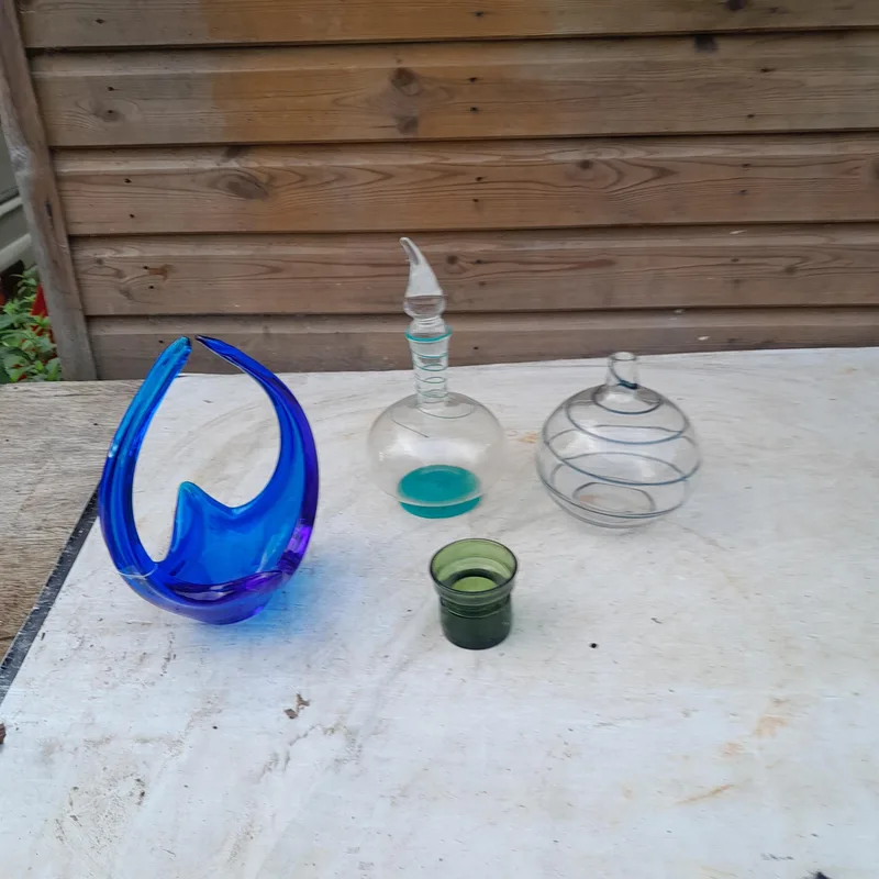 Mixed era coloured and other glassware : Whitefriars swirl glass vase, vase with applied glass, Dansk vase etc