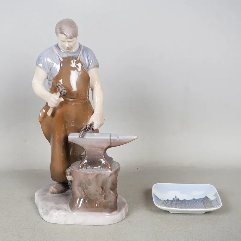 A Bing & Grøndahl Figure 2225, Together with a Royal Copenhagen Dish 3489 (2)