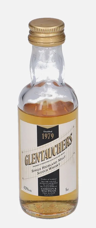 Glentauchers – 1979 Gordon & MacPhail Distillery Labels (5cl, 40%)