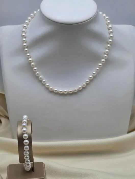 2 piece jewellery set - 18 kt. Yellow gold Pearl - Akoya pearls from 6.5 to 7 mm