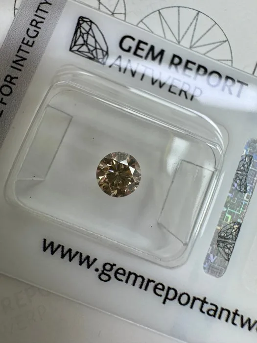 1 pcs Diamond (Natural coloured) - 0.61 ct - Round - Fancy light Greyish, Brownish Yellow - SI2 - Gem Report Antwerp (GRA)