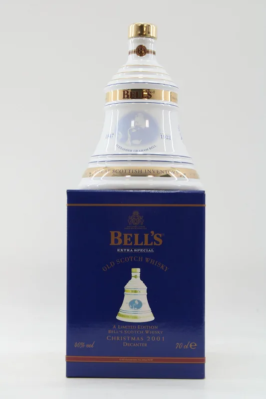 Bell's - 8 Years Old - Christmas 2001 Decanter