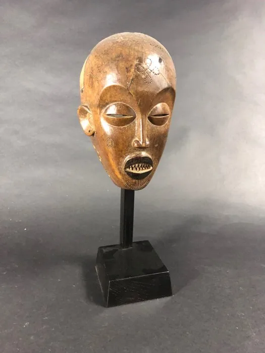 Tribal mask - Chokwe - Congo