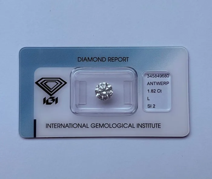 1 pcs Diamond (Natural) - 1.82 ct - Round - L - SI2 - International Gemological Institute (IGI) - Ex Ex Ex