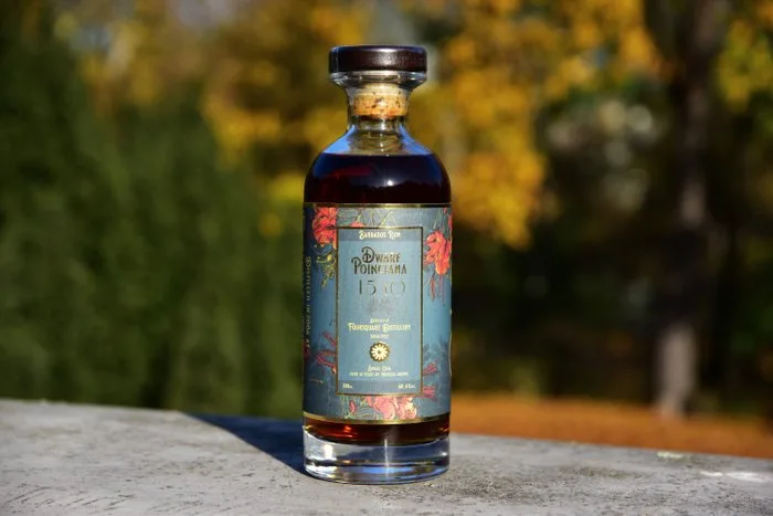 Foursquare 2006 15 years old Distilia - Dwarf Poinciana - Floral Rum Series - b. 2022 - 700ml