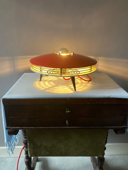 Itho - Louis Kalff - Lamp - Steel - UFO lamp converted from a tile