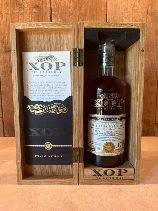 Cameronbridge 1984 37 years old XOP - Douglas Laing - b. 2021 - 700ml