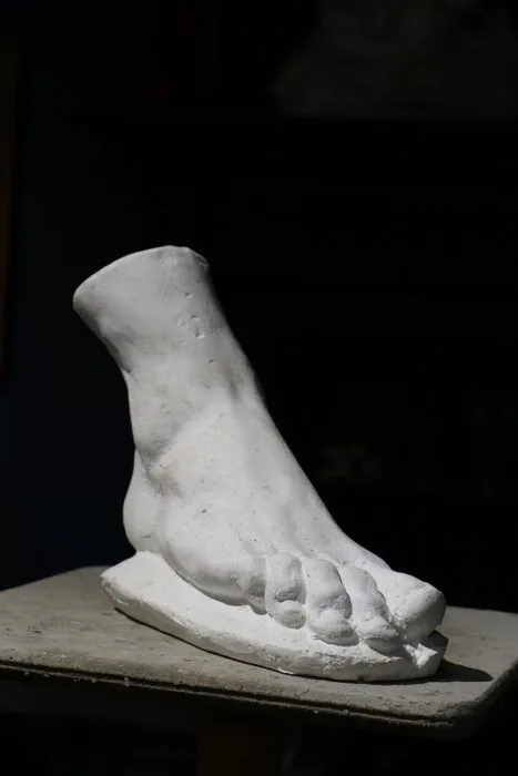 Sculpture, Frammento del Piede del Gladiatore in gesso - 25 cm - Plaster