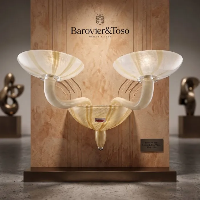Wall sconce - VENEZIA — Barovier & Toso Studio: Rare Vintage Wall Sconce in Cream White Murano Glass - Murano glass - Vintage 1960s