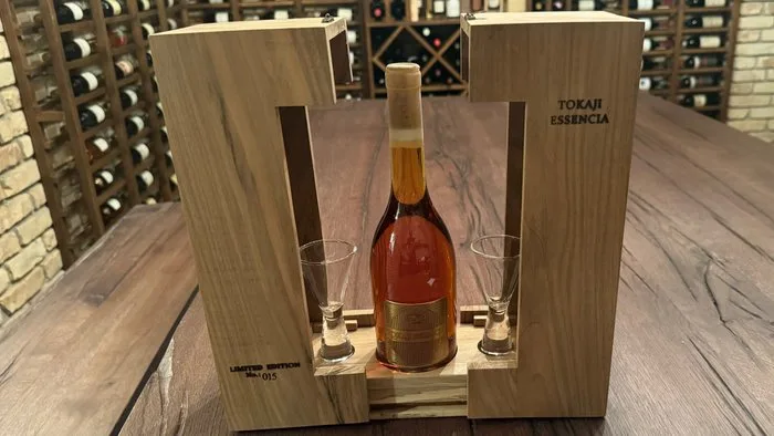 2013 Simkó Pince, Tokaji Essencia - Limited Ed. Nº15 - Tokaj Eszencia - 1 Half Bottle (0.375L)