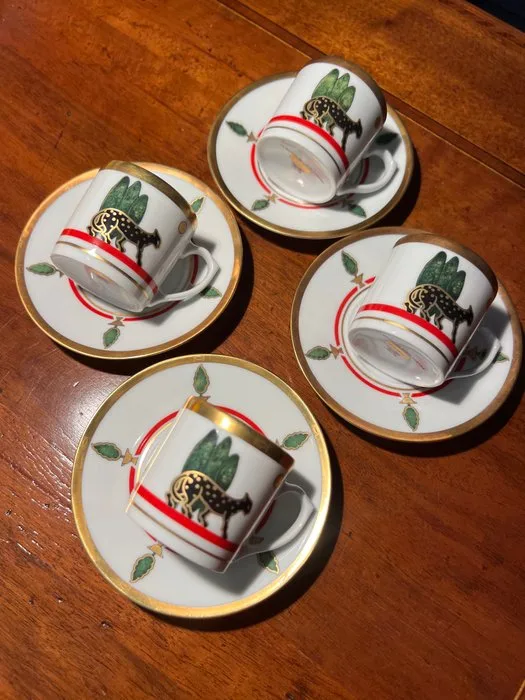 Limoges - la maison de Louis Cartier - Coffee cup (5) - Porcelain - 5 vintage cups and saucers