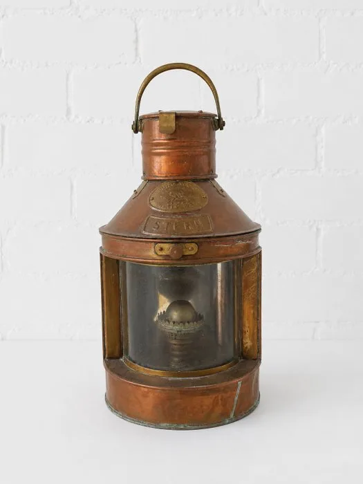 Nautical lamp - Antique Stern marine lamp in red copper. - Copper