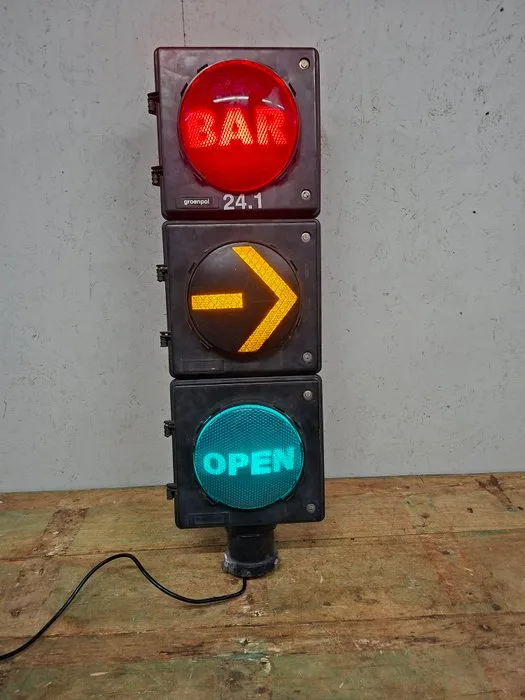 Traffic light - PVC - Bar open stoplight