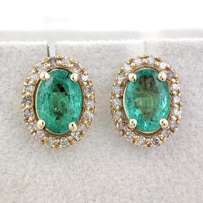 Earrings - 14 kt. Yellow gold, Zambia - 1.70ct. tw. Emerald - Diamond - IGI Certificate
