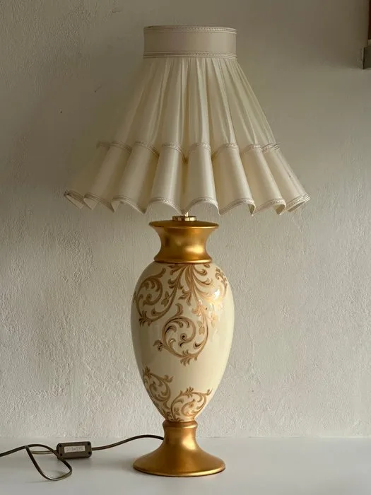 Chique Hoge Tafellamp / Vloerlamp met een geplooide lampenkap - H 76 cm - Lamp - Classical - Ceramics, gold-colored, satin / textiles and various materials