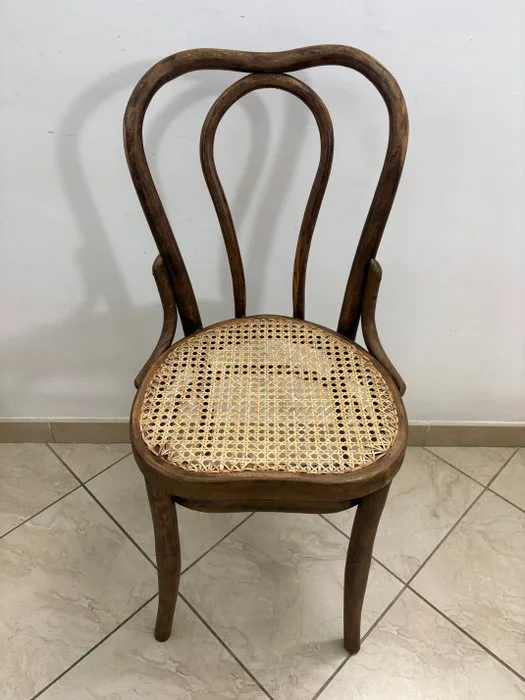 Thonet~Viener - Chair - N 18/b - Beech