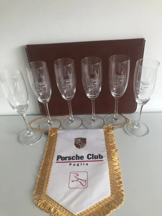 Accessory - Ferrari - Porsche Champagne Glazen/ Porsche Club Vaan