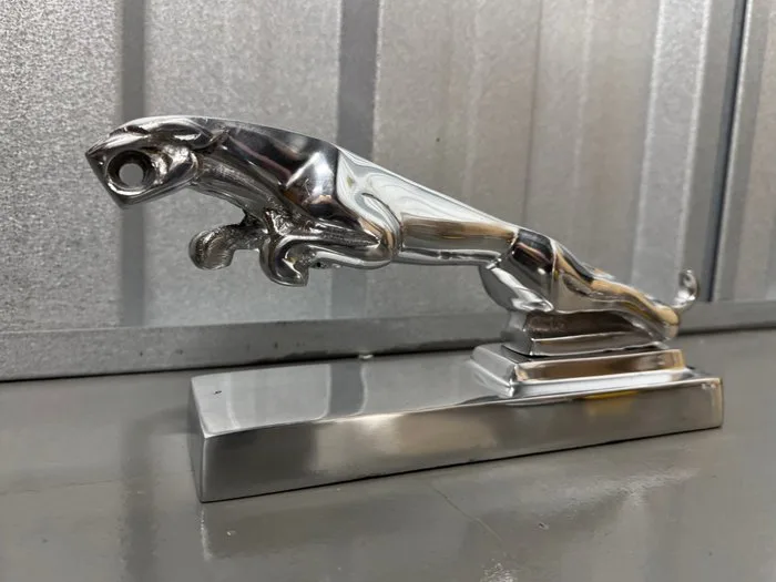 Figure - Jaguar - Jaguar Leaping Cat Chrome Silver Sculpture