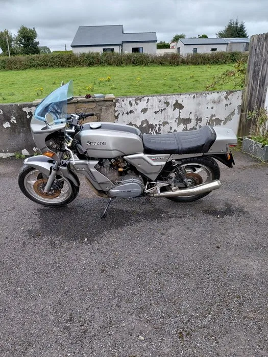 Laverda - 1200 - 3 cylinder - 1200 cc - 1980