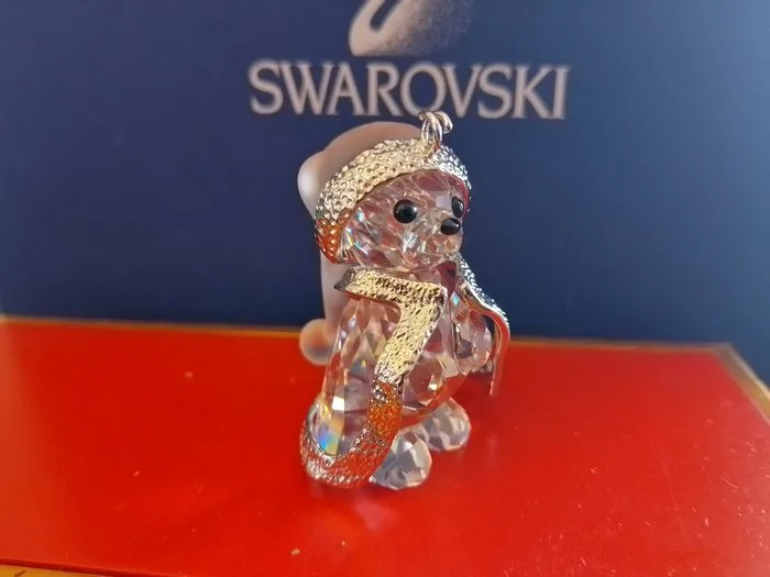 Swarovski - Figurine - Kris Bear - Christmas Ornament - Annual Edition 2006 - Santa - 870000 - Box + Certificate - Crystal