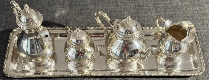 Coffee and tea service (5) -.800 silver